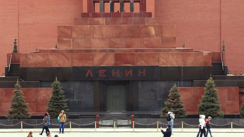 Конкурс на ре-использование Мавзолея Ленина на Красной площади